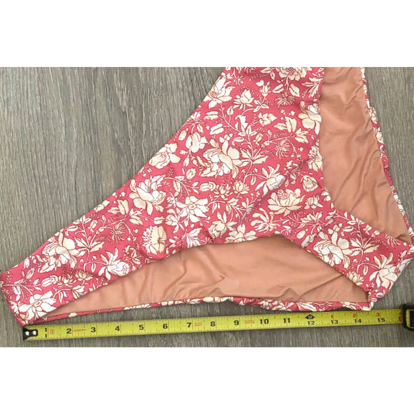 J.Crew NWT Pink Floral Tossed Floral Curved-Waist Cheeky Bikini Bottom Size 3X - Picture 8 of 16